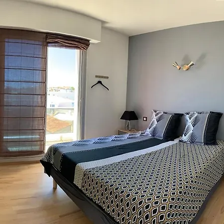 Appt 4 Pers, Centre-Ville Tout A Pieds, Plage 300M, Apercu Mer, Tres Calme Parking Prive, Possibilite Garage Et Location Velos Electriques Royan Exterior foto
