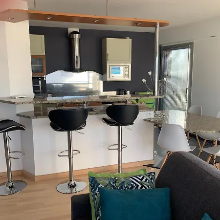 Appt 4 Pers, Centre-Ville Tout A Pieds, Plage 300M, Apercu Mer, Tres Calme Parking Prive, Possibilite Garage Et Location Velos Electriques Royan Exterior foto